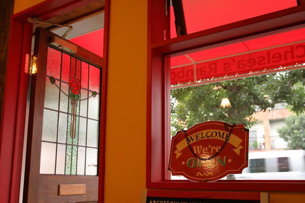 Yadocafe Chelsea'S Rainbow B&B Ōsaka Eksteriør bilde